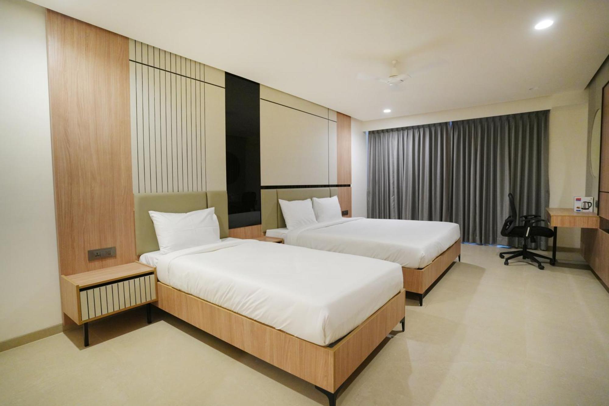 Hotel Shubham Celebrations Hyderabad Exterior foto